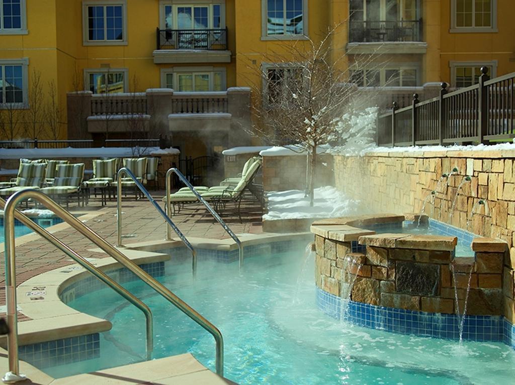 Legendary Lodging At The Ritz Vail Ανέσεις φωτογραφία