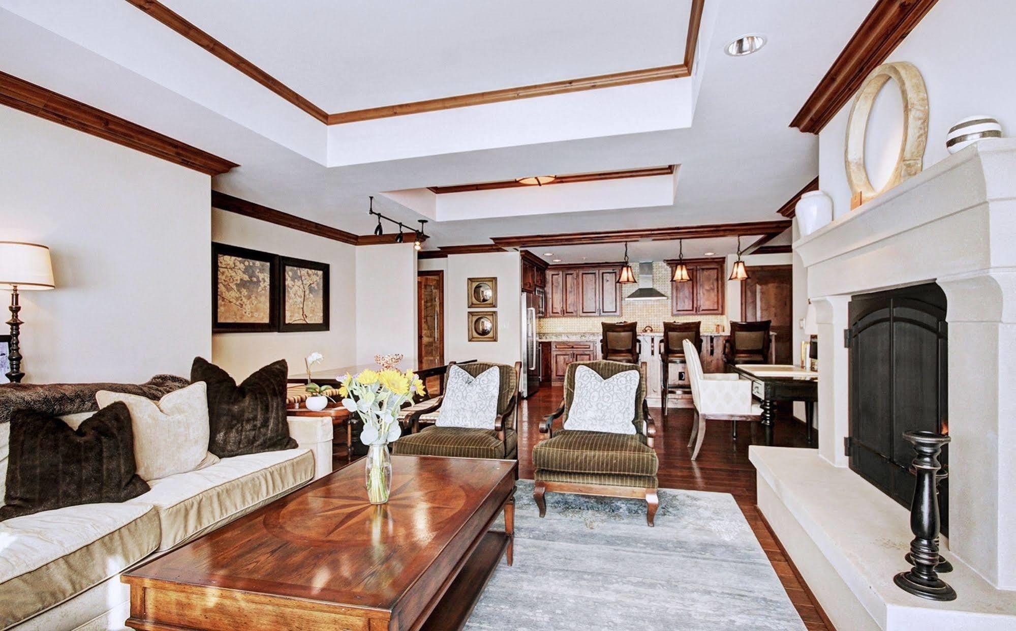 Legendary Lodging At The Ritz Vail Εξωτερικό φωτογραφία